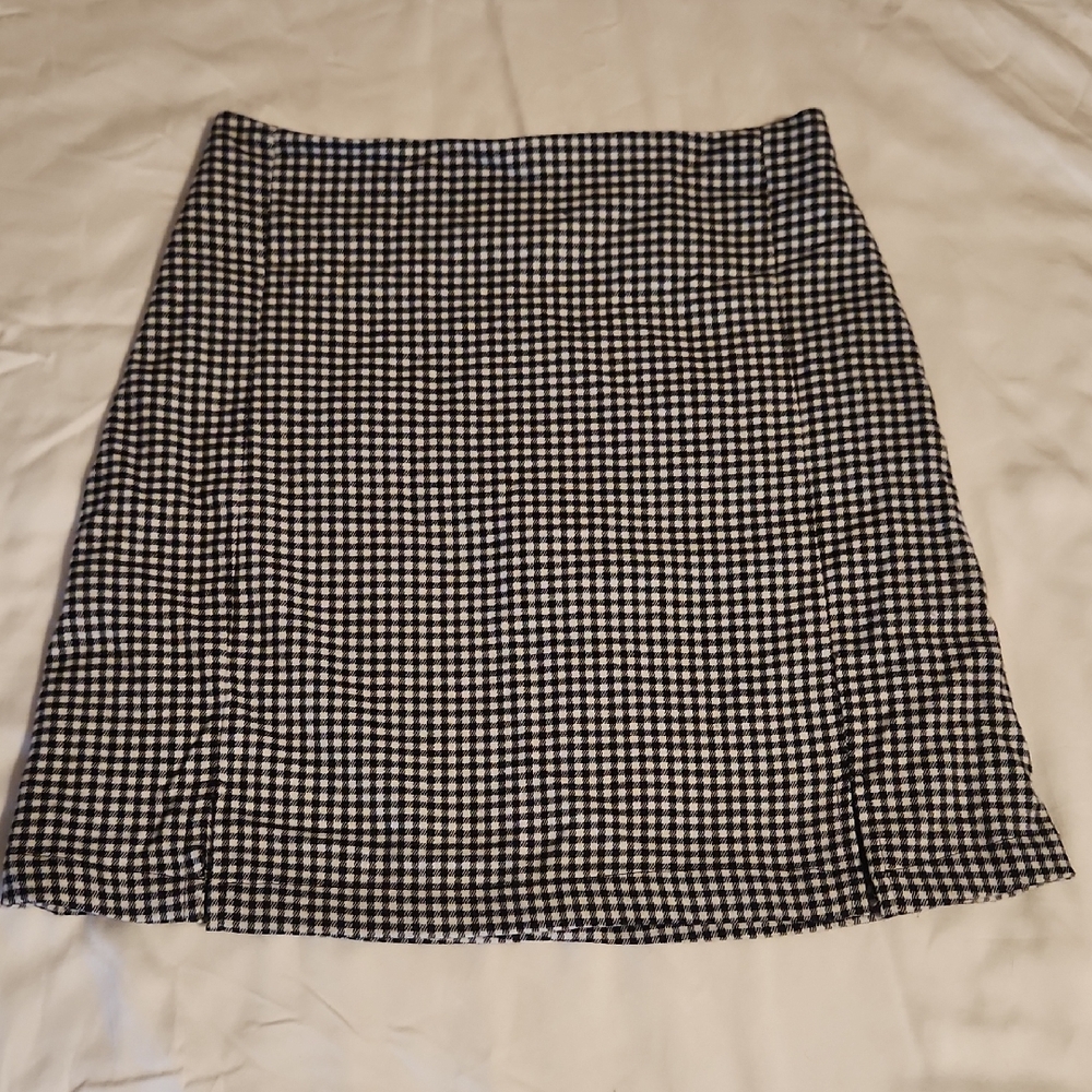 Classic Black and White Checkered Mini Skirt